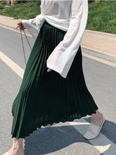 Load image into Gallery viewer, Women Fashion Pleated Long Skirt